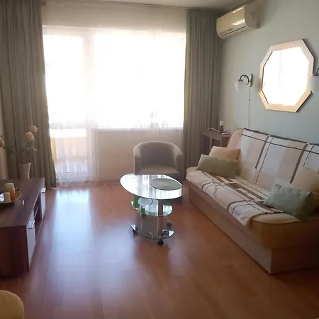 Splendid Sunny Seasons Apartment Byala (Varna)